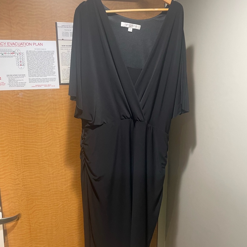 Evan Picone Black Ruched Tie Front Midi Dress